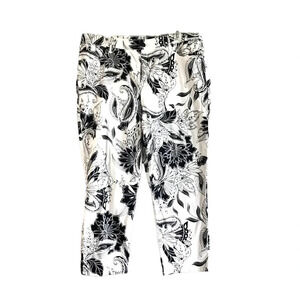 The Platinum Crop By Chico's Womens 12.5 (14/L) Black/White Palm Spring Floral